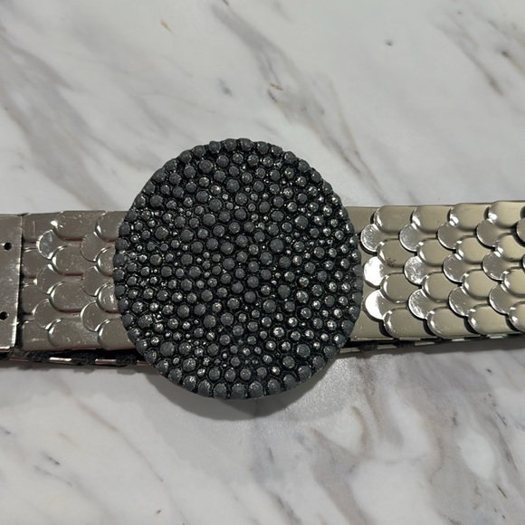 Vtg Belt Silver Metal Snake Fish Scale Disco Retro Elastic Stretch Slinky Shiny‎